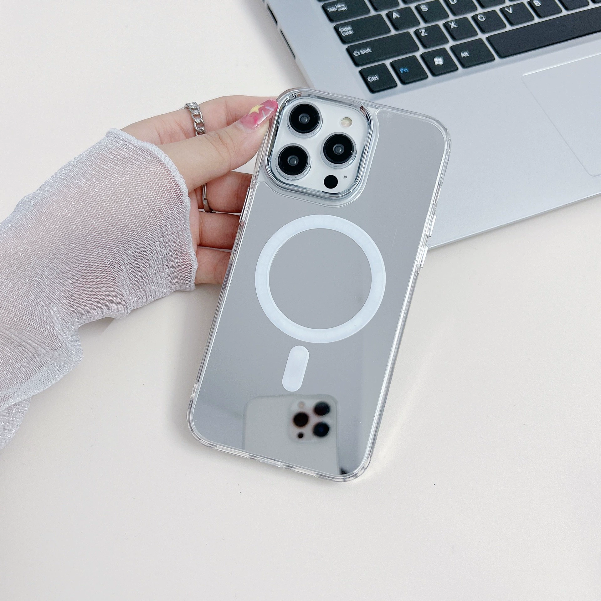Чехол для телефона совместимый с iPhone 17, iPhone 16 зарядка с электромагнитной связью, 17про, эффект зеркалирования