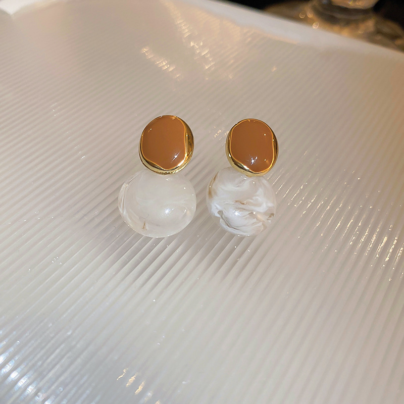 Silver needle drip oil circle earrings