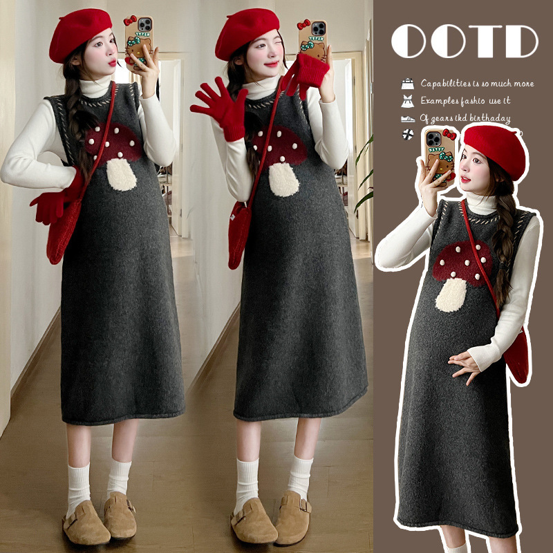 Pregnant women autumn and winter suit Korean style fashion loose mushroom cute wool vest skirt + thickened base