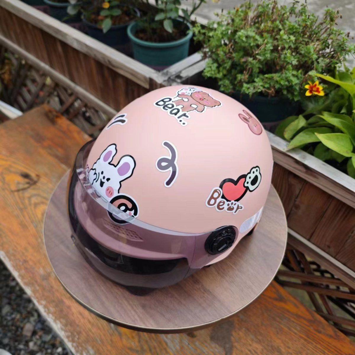 New national standard adult unbreakable electric motorcycle helmet for men and women, cute design, suitable for couples and best friends, with summer sun protection and breathable features