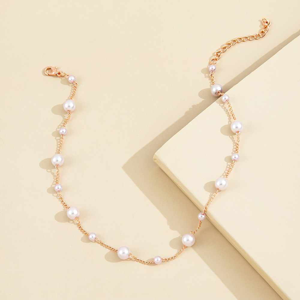 Fashion Imitation Pearl Gold Plated Clavicle Chain Necklace Women display picture 4