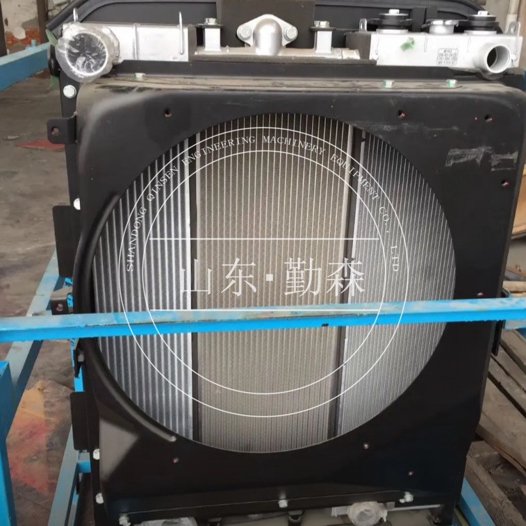 装载机配件  型号齐全   PC700LC-8E0机油散热器  21M-03-21102