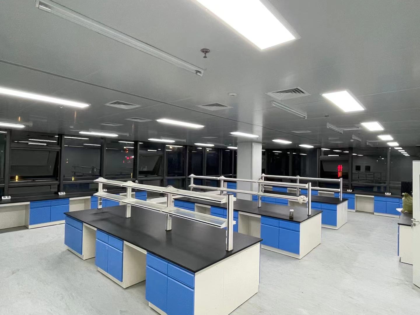 Ϋ���ൺ���ռ���ȫ��ʵ��̨ʵ���ұ�̨���ҹ�Ӧ