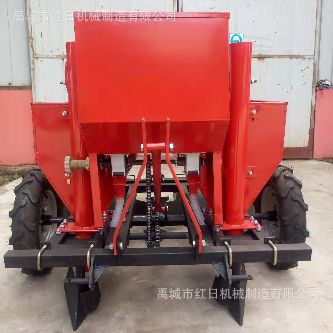 红日土豆种植机   覆膜施肥播种机   双垄双行土豆种植机