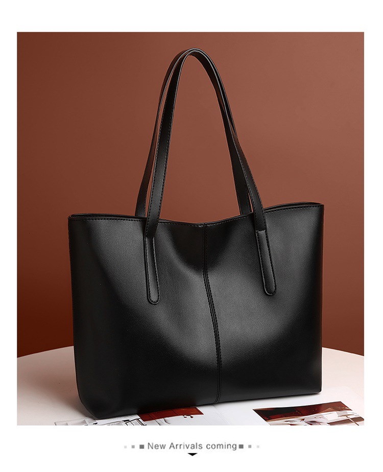 Women's All Seasons Pu Leather Solid Color Streetwear Square Zipper Tote Bag display picture 2