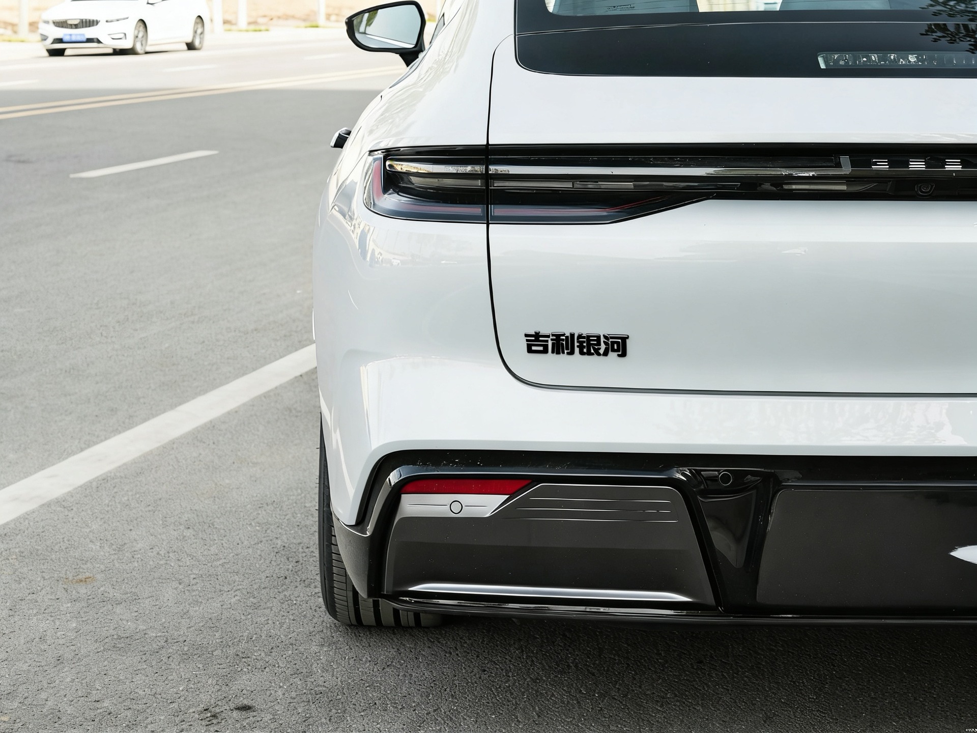 Suitable for Geely Galaxy E8 car rear emblem sticker, personalized blackened modification, Black Warrior, non-destructive coverage, non-destructive installation
