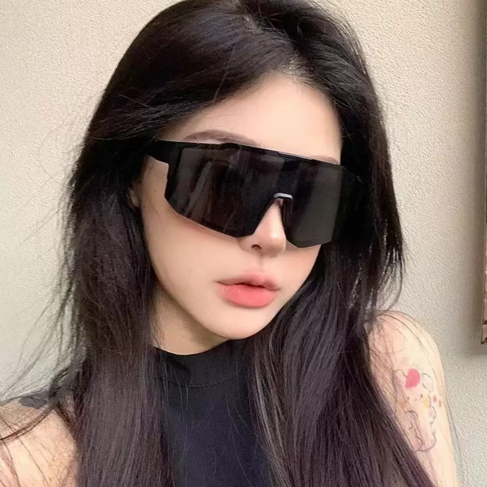 户外运动登山骑行防风沙虫遮阳潮墨镜欧美大框显瘦专业运动护目镜