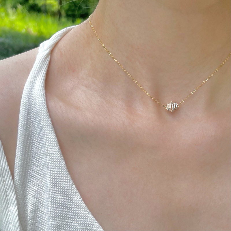 Luxury Pearl Necklace For Women With Magnetic Clasp Choker Design_voghion.com