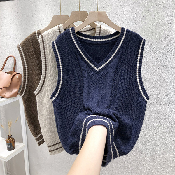 Autumn sweater for leisure