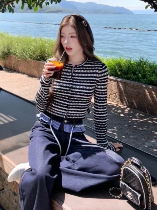 针织衫女秋季2025新款辣妹波浪花边撞色条纹修身短款长袖开衫上衣|undefined