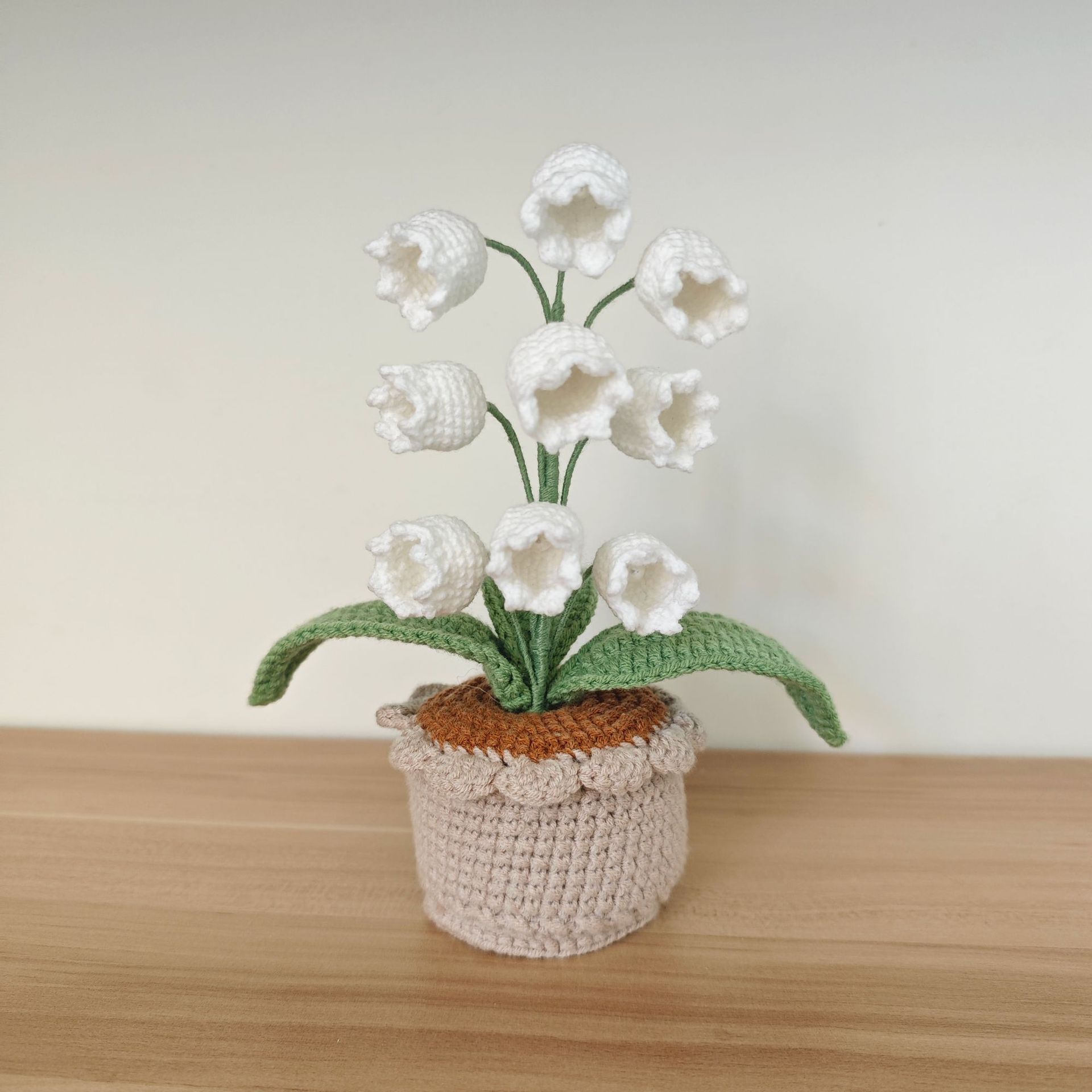 Transfronterizos productos terminados de venta caliente orquídea de campana simulación de gancho artesanal en maceta flor de lana decoración de escritorio de dormitorio