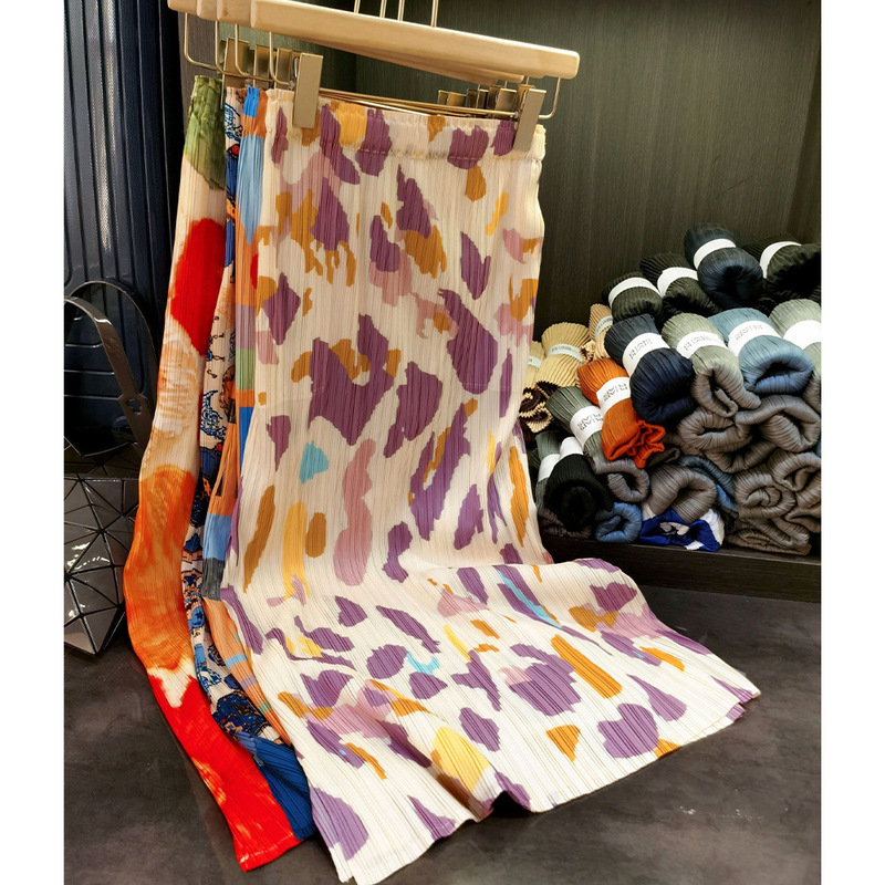 High-End Printed Pleated Skirt with Slits on Both Sides for Women Summer New Versatile Slimming Look Elastic Waist A-Line Skirt