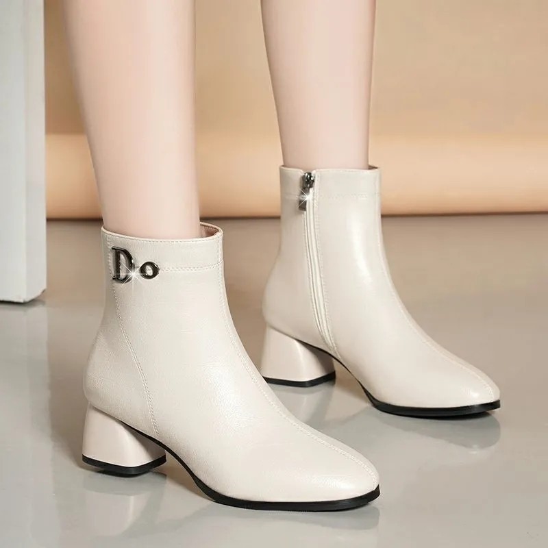 Botas de cano alto chunky para mulher forradas inverno_voghion.com