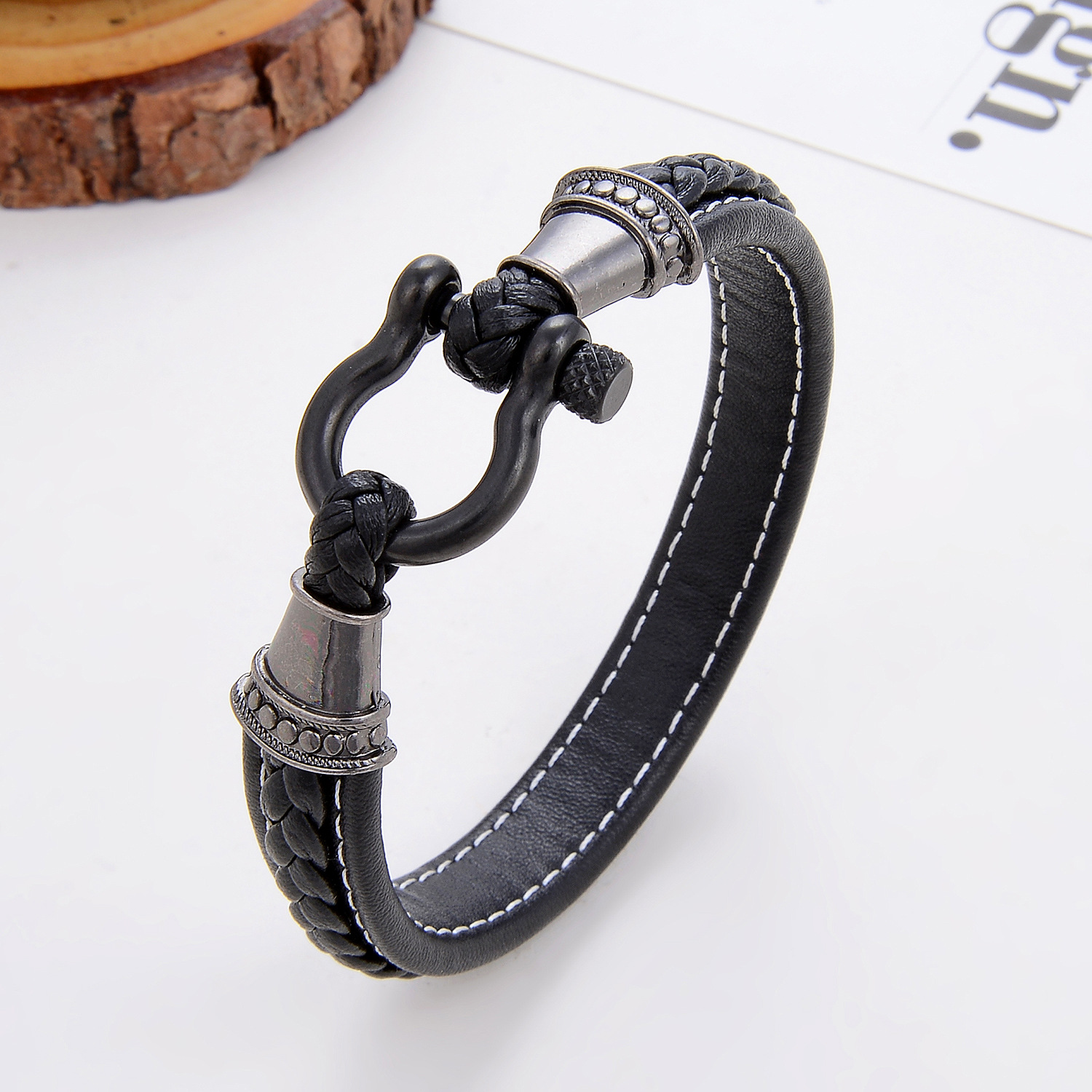 Holiday Occasion 316 Stainless Steel , Pu Leather Material Business Hip-Hop Solid Color 304 Stainless Steel Pu Leather Men's Bangle Men Cord & Leather Bracelets