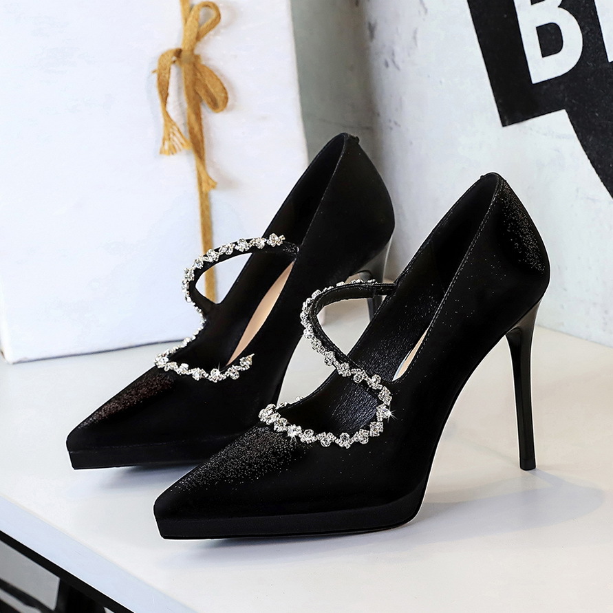 8366-10 European And American Style Pointed Toe High Heels For Women With Diamond Chain, One Strap, Thin Heel, Shallow_voghion.com