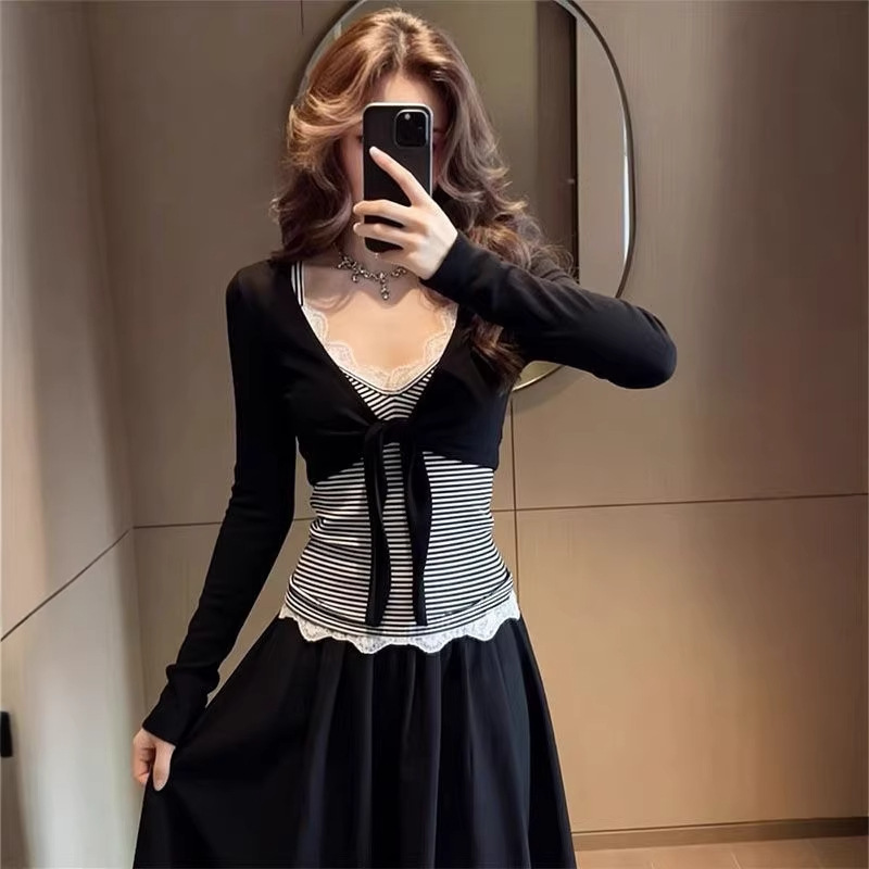 Korean-Style Sweet Lace-Trimmed Striped Camisole for Women, New Spring Style Outerwear Cardigan Top Two-Piece Set Korean-Style Sweet Lace-Trimmed Striped Camisole for Women, New Spring Style Outerwear Cardigan Top Two-Piece Set