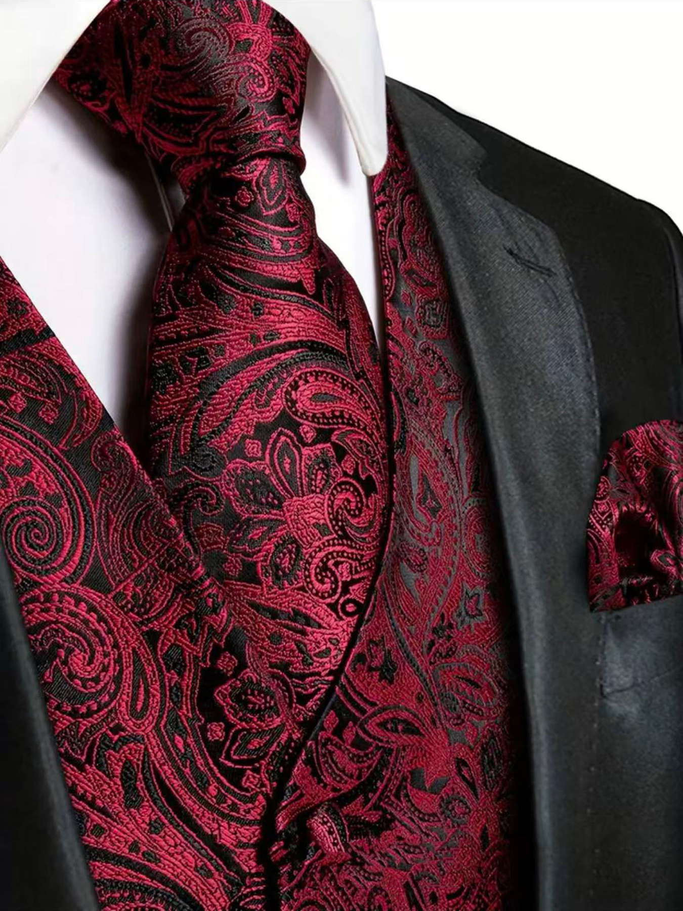 Herrväst paisley mönstrad set med slips och bröstnäsduk_voghion.com