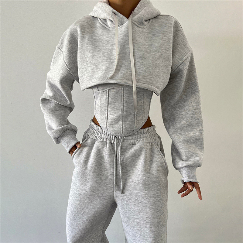 Light gray / S