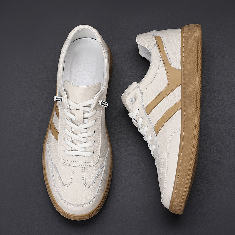Cabeza de piel de vaca de otoño nuevo hombre casual zapatos de cuero de hombre zapatos de entrenamiento de estilo alemán zapatos blancos al aire libre zapatos de hombre zapatos