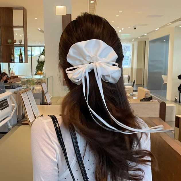 Scrunchie fiocco stile balletto color crema accessorio elegante_voghion.com