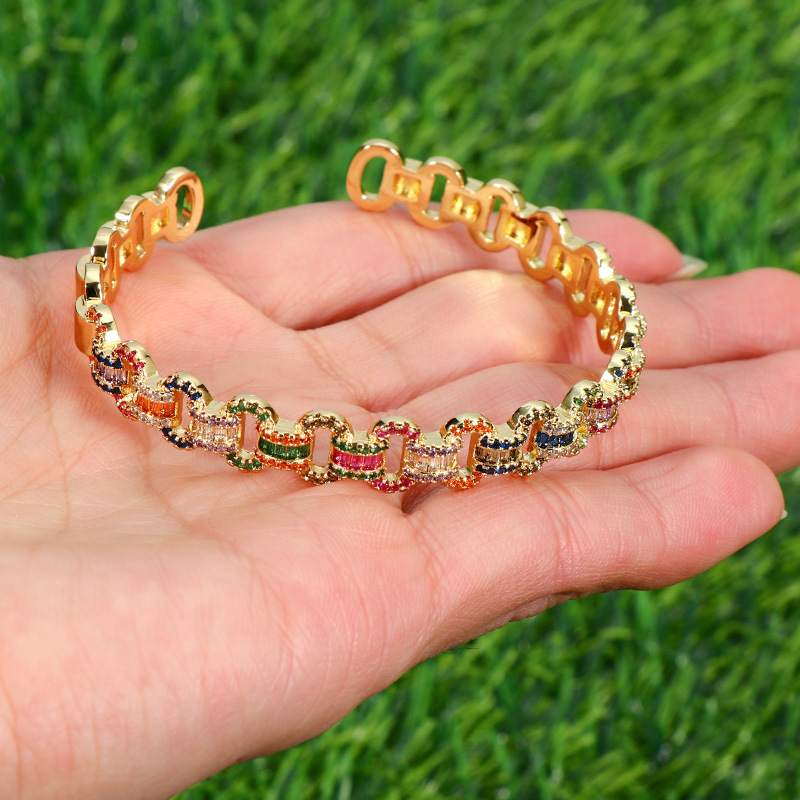 Retro Color Block Copper Inlaid Zircon Bangle