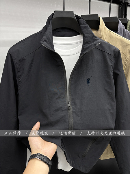 Travel demi-season autumn thin windproof jacket for leisure