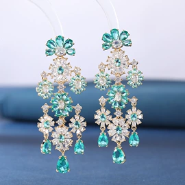 耳钉;耳环;项链