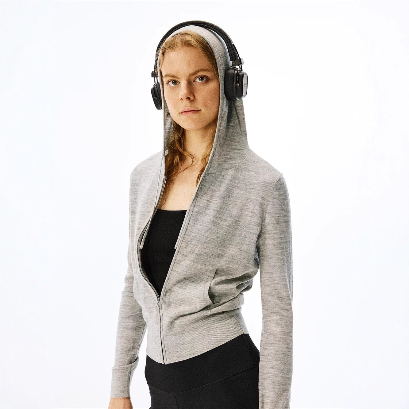 Classic base woolen elastic cardigan with hood with zipper