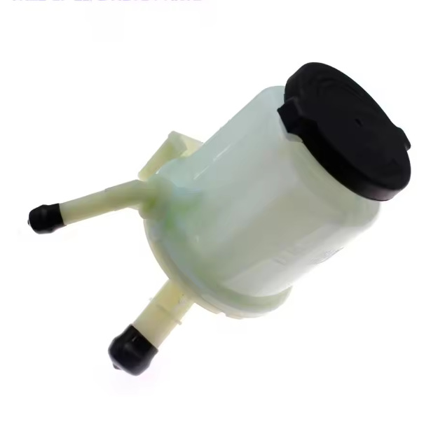 Car power steering pump oil reservoir 443600K011, suitable for Toyota Hilux 2009-2014