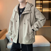 男士夹克休闲春秋季初高中大学生加大码高级感冲锋衣连帽工装外套