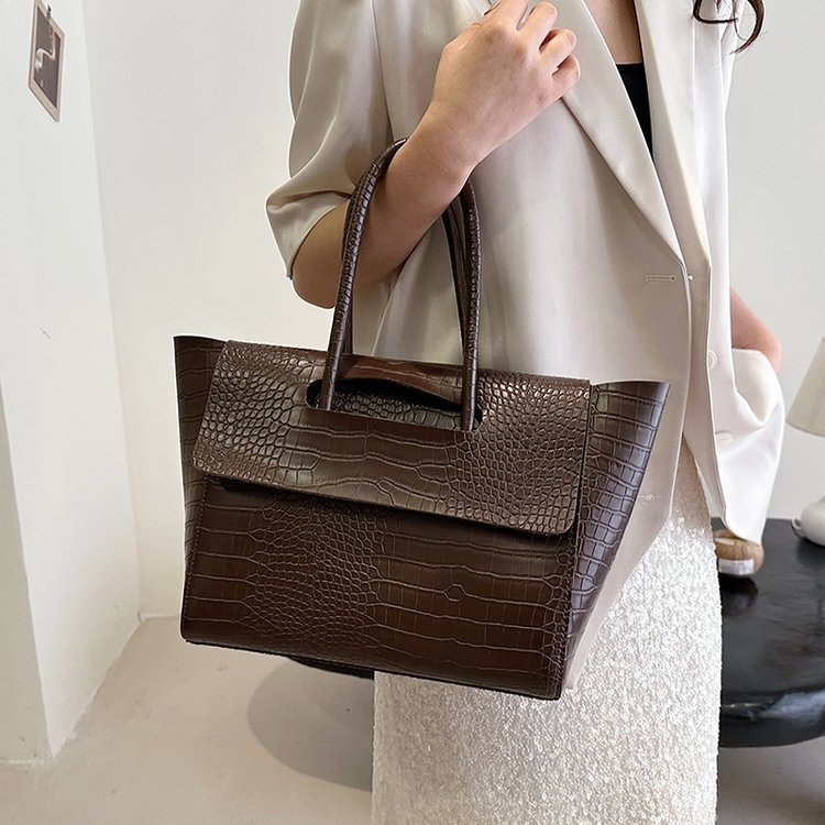 Bags for Women Large Capacity 2025 New Bags Fashion Crossbody Bag Spring Texture Single Shoulder Armpit Commuter Tote Bag