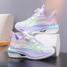 ��ͯ�\��ЬŮͯ2026�ļ��¿��к�͸������p���\��Ь�д�ͯ�ܲ�Ь