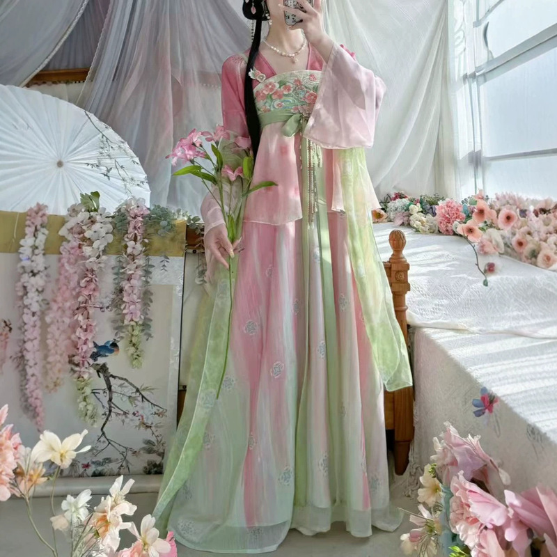 【Spring River Warm Water】Tang-Style Han Element Suspender Dress Daily Hanfu Set with Embroidered Chest Area, Slimming and Flattering for Spring