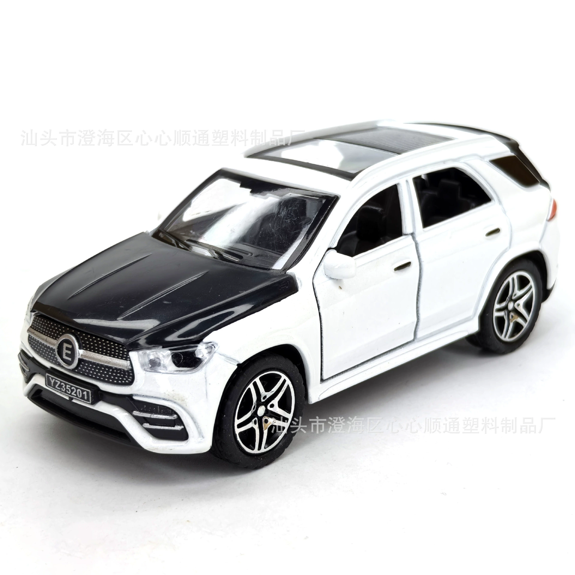 Моделированный сплав SUV Yingzhan 1:36 внедорожная игрушка с открывающимися дверями, с обратной подачей, резиновые шины