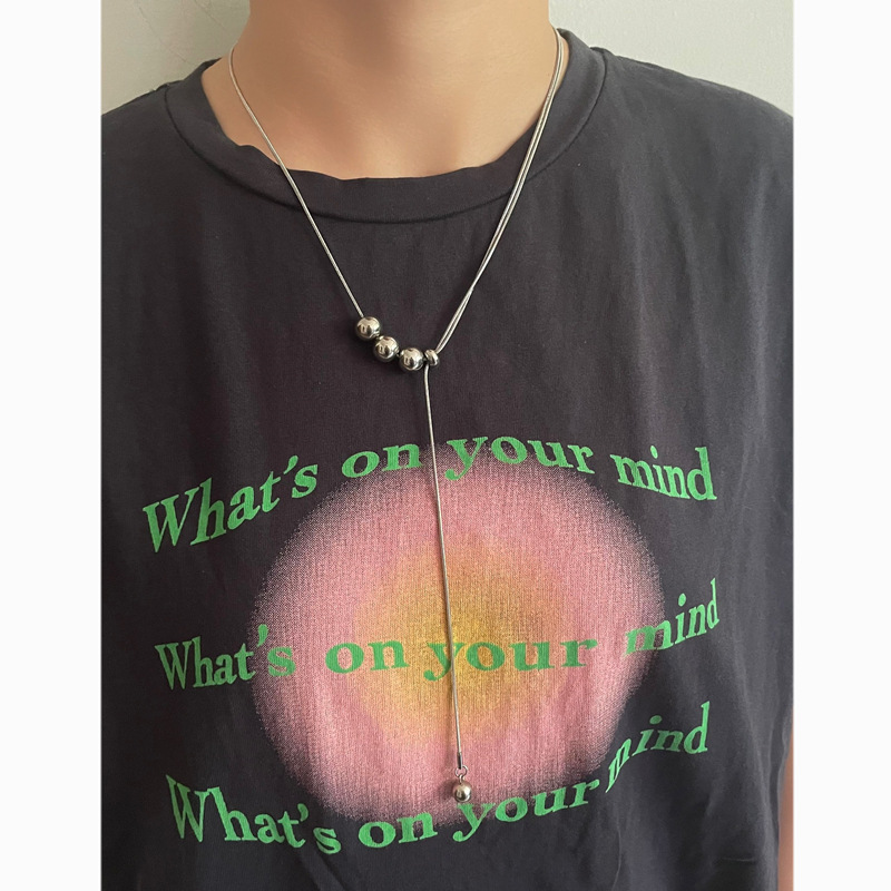 Round Bead Necklace Stainless Steel Niche Design High-grade Clavicle Chain Men's European and American Cold Wind Pull-out Necklace Chain Women