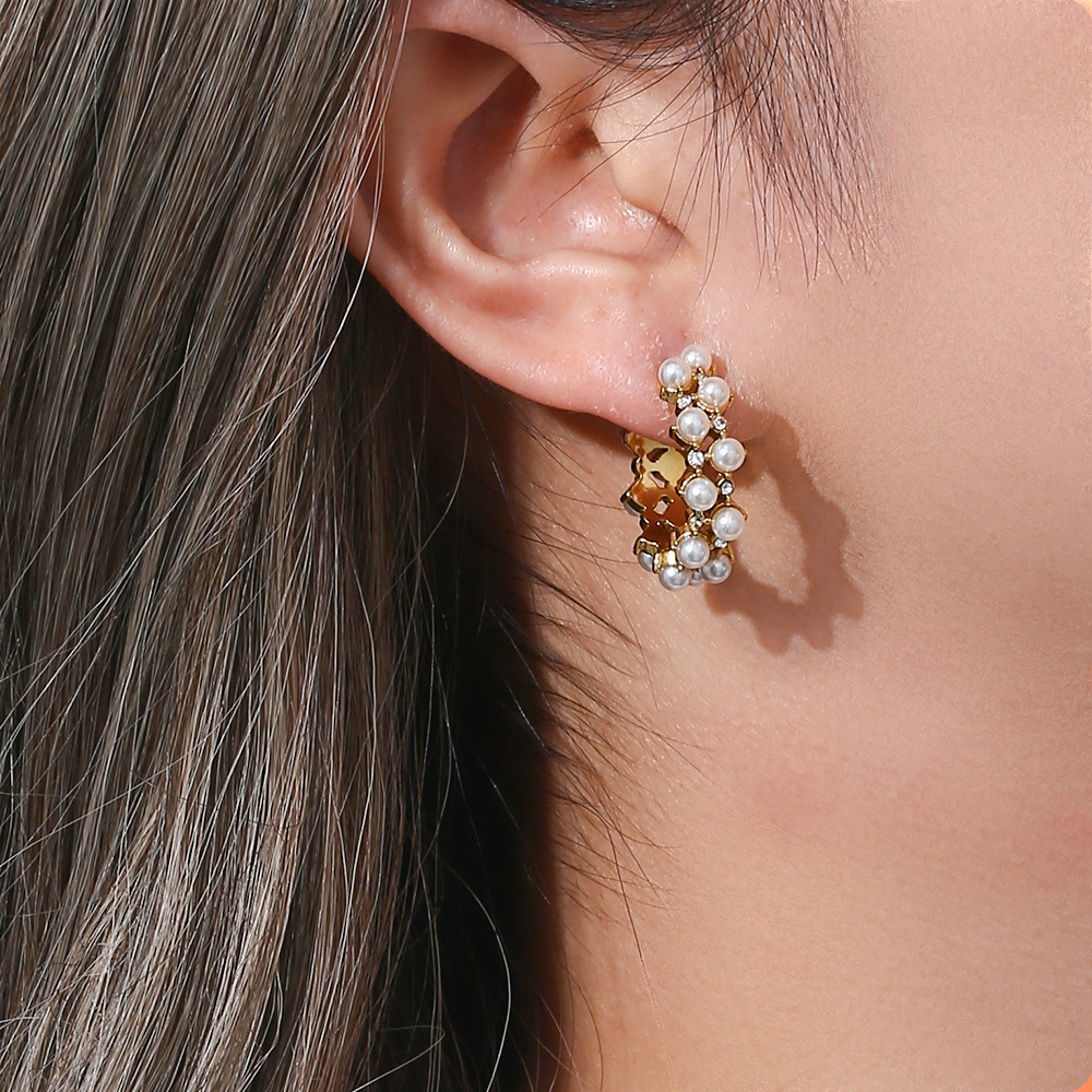 Elegant C Shape Inlay Stainless Steel Artificial Pearls Zircon Gold Plated Earrings display picture 4