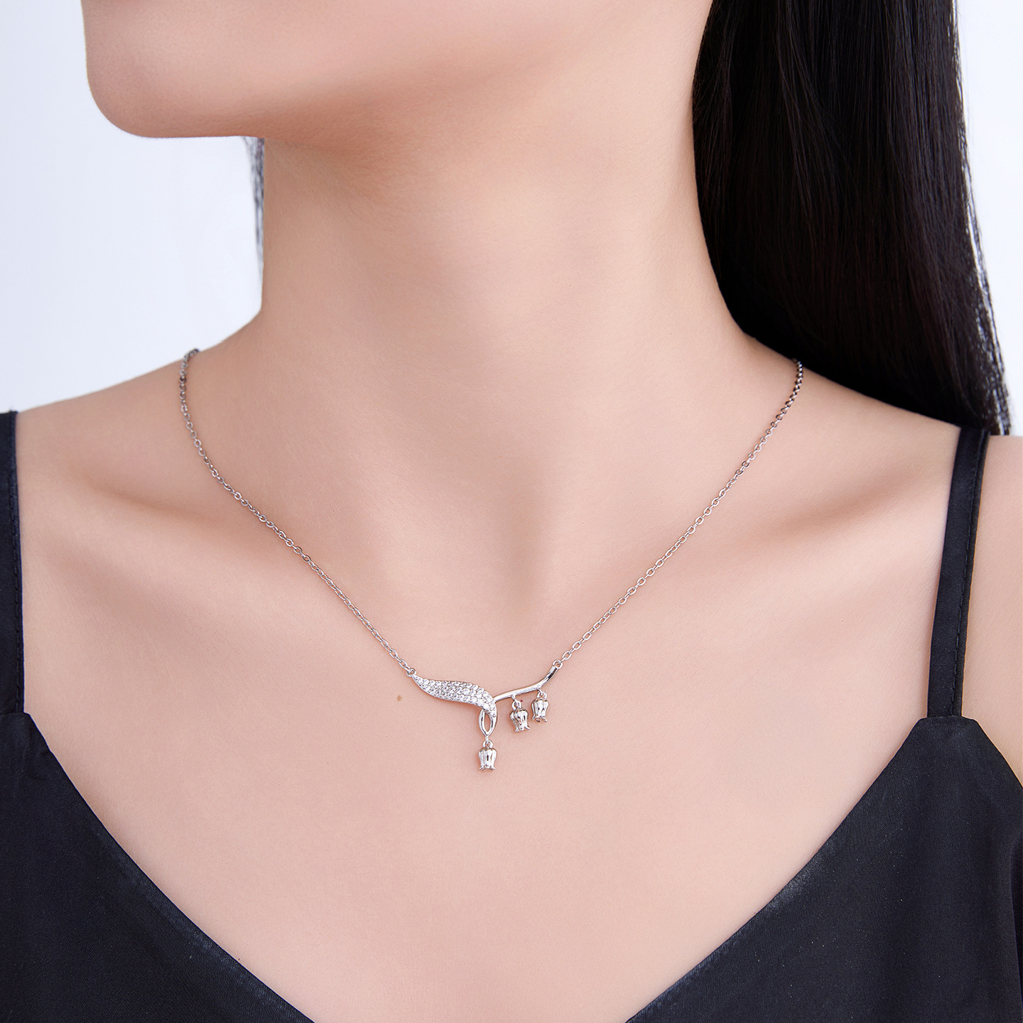 Xuping hojas orquídeas bordas cadenas clavículas nicho ligero diseño de lujo temperamento de moda flores collares de mujer al por mayor