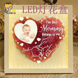 跨境代发LED灯牵手图片花盒家庭名字牵手照片花影盒母亲节礼物