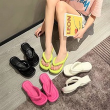 �w¶˼ͬ����Ь������߲�ʺ���������Ů���ļ��⴩���ϕr����Ь