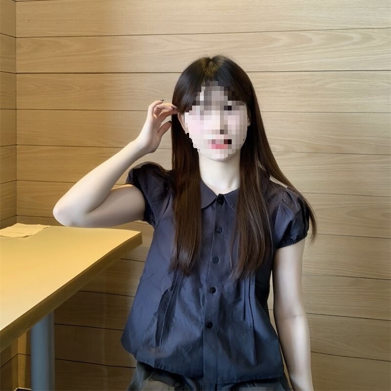 French Retro Gentle Style Doll Collar Shirt for Women, New Summer Design with Unique Design, Slimming and Versatile Fitted Top
