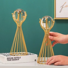 北欧ライト高級鉄ゴールドクリスタルボール金属装飾品リビングルームワインキャビネット玄関テレビキャビネット装飾工芸品