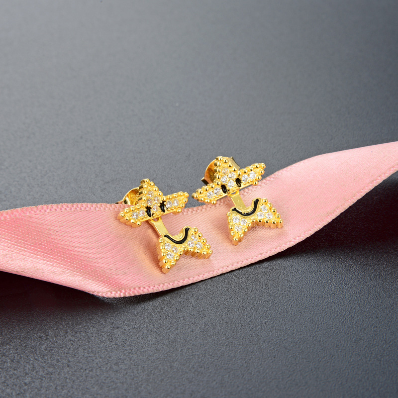 Pequeña estrella S925 pendientes de plata esterlina joyería creativa diseño nicho estilo coreano personalizado chapado en oro pendientes para las mujeres