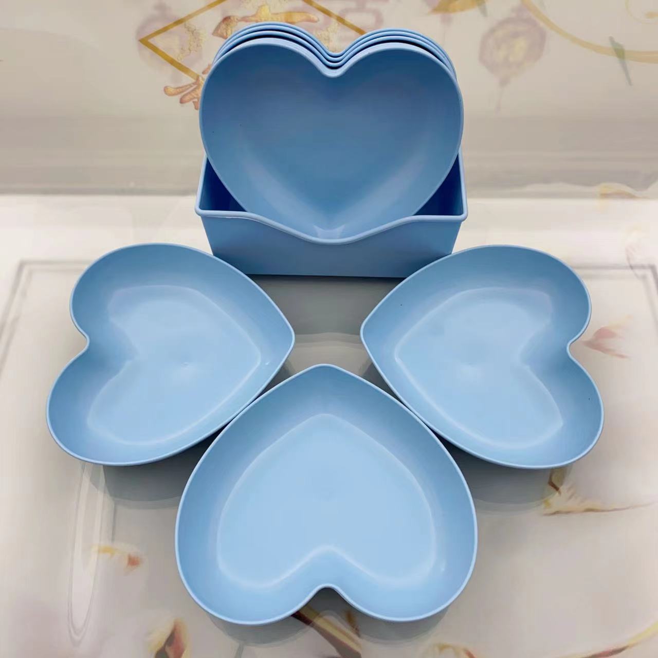 Heart-shaped home bone spitting plate table bone plate Creative home snack plate Fruit plate melon seed plate fruit peel plate garbage