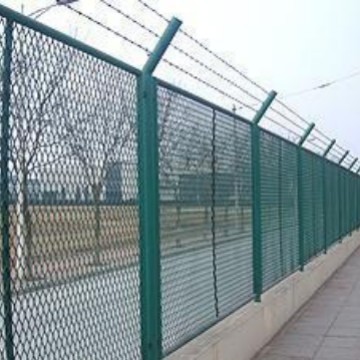 框架护栏网养殖圈地高速公路铁边框围栏光伏电站铁丝网隔离栅栏