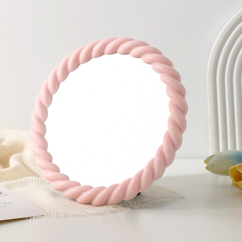 Espejo de maquillaje de plástico lindo de estilo crema dormitorio de escritorio simple vertical de alta definición espejo de belleza espejo de chicas