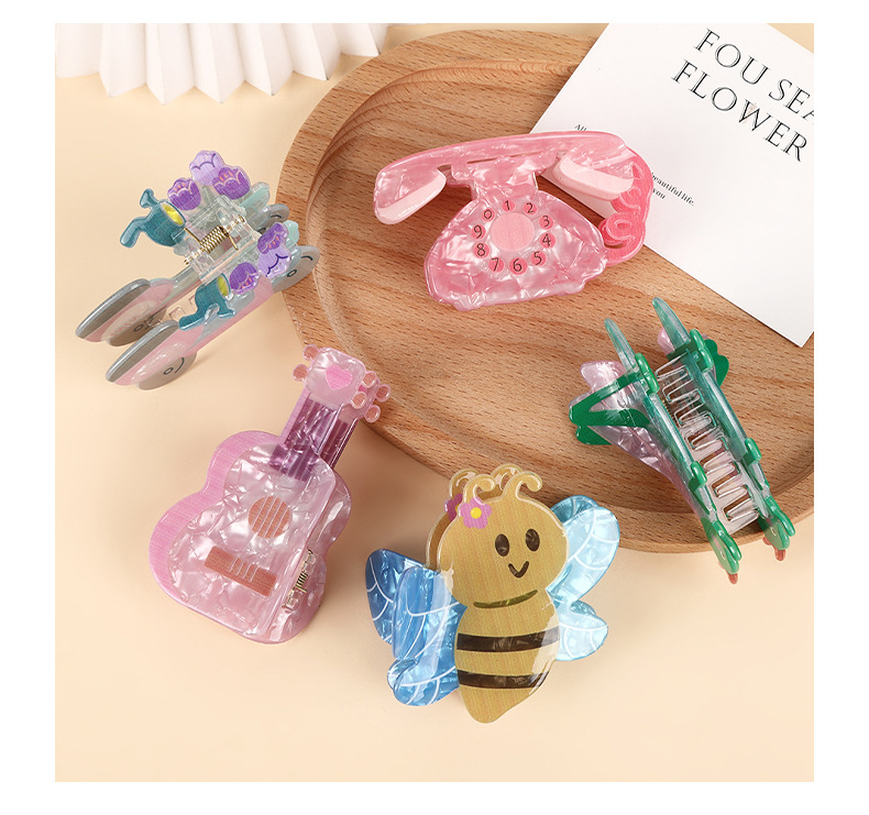Daily, Street Occasion Acrylic Material Cute Vacation Women's Guitar Insect Phone Acrylic Hair Claws