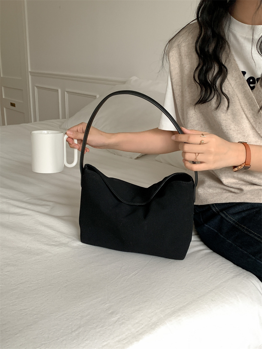 Geantă de subraț din piele întoarsă, geantă de mână de nișă pentru toamnă și iarnă, textură plușată, geantă mică pătrată, la modă și versatilă, de mână_voghion.com