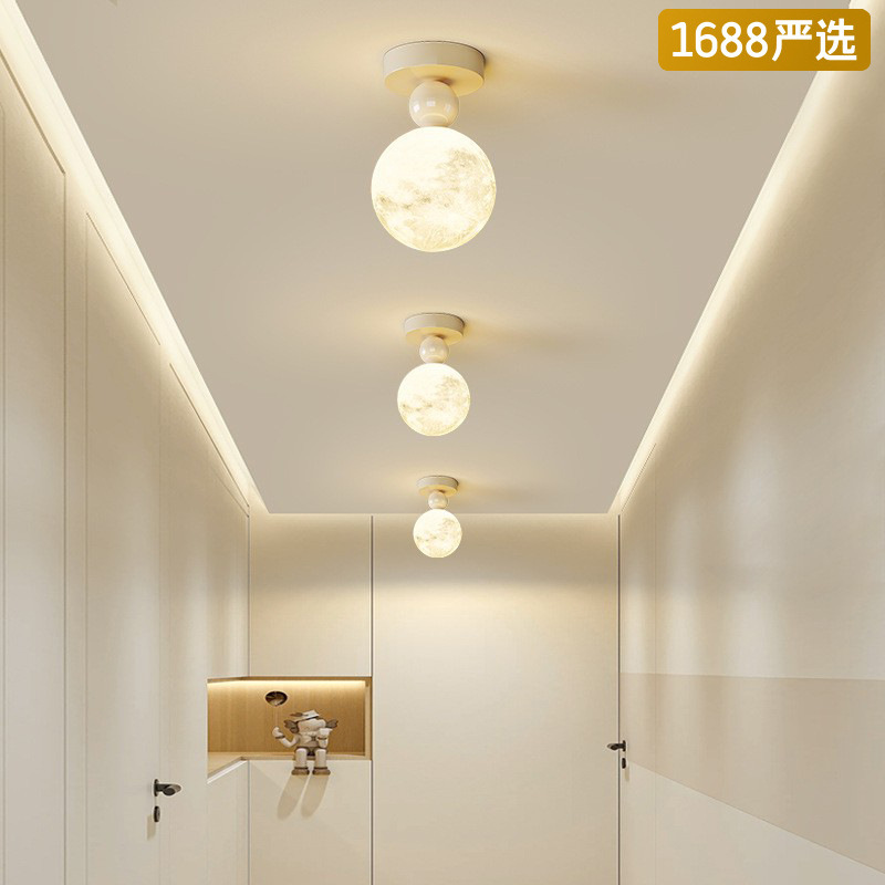 [Selección estricta] pasillo lámpara de techo estilo crema nórdico personalidad creativa lámpara de luna moderna y simple puerta de entrada