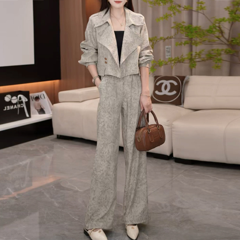 Fashionable High-End Women's Suit for Spring and Autumn, New Tie-Dye Trench Coat Short Jacket--High-Waisted Wide-Leg Pants Stylish Two-Piece Set Fashionable High-End Women's Suit for Spring and Autumn, New Tie-Dye Trench Coat Short Jacket--High-Waisted Wide-Leg Pants Stylish Two-Piece Set