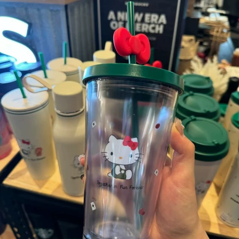 Простая и красивая пластиковая чашка для воды в корейском стиле с соломинкой, удобная чашка с большой вместимостью по умолчанию 475 мл.